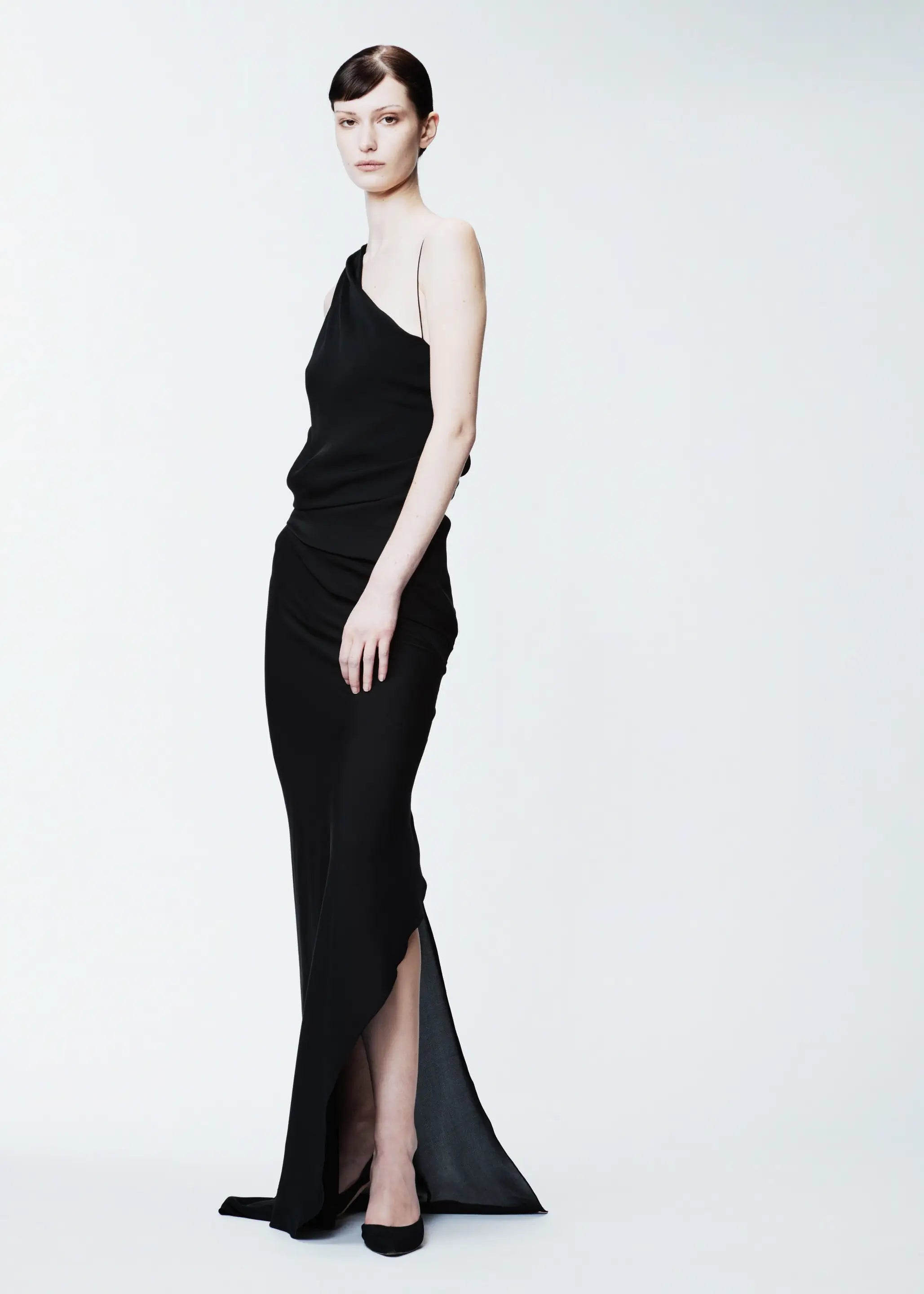 DOUBLE STRAP MAXI DRESS IN BLACK